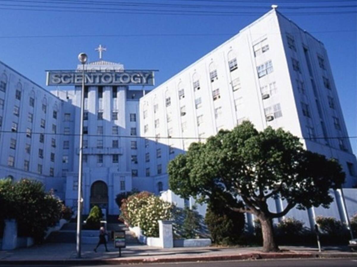 La cienciología, práctica de creencias religiosas considerada un fraude por Tony Ortega