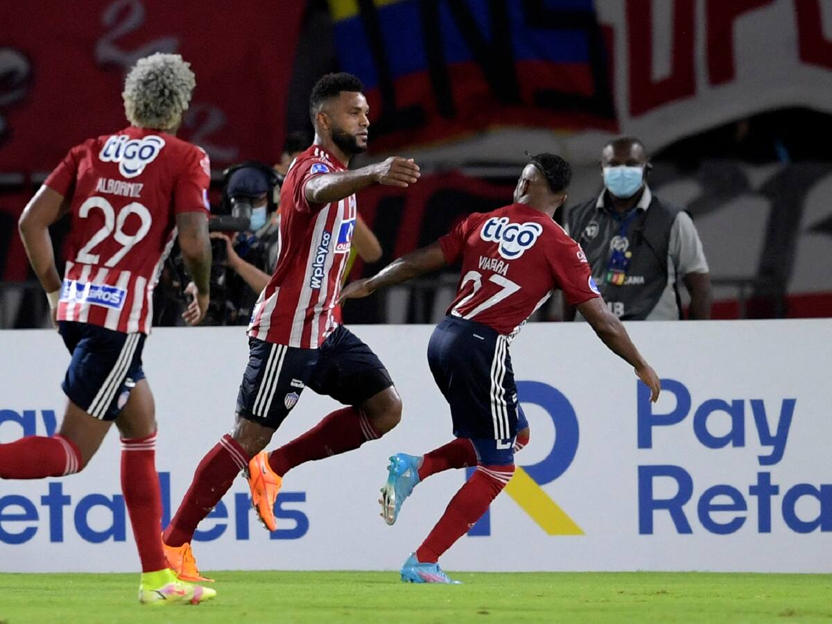 Importante victoria: Junior de Barranquilla goleó 3-0 a Fluminense en la Copa Sudamericana