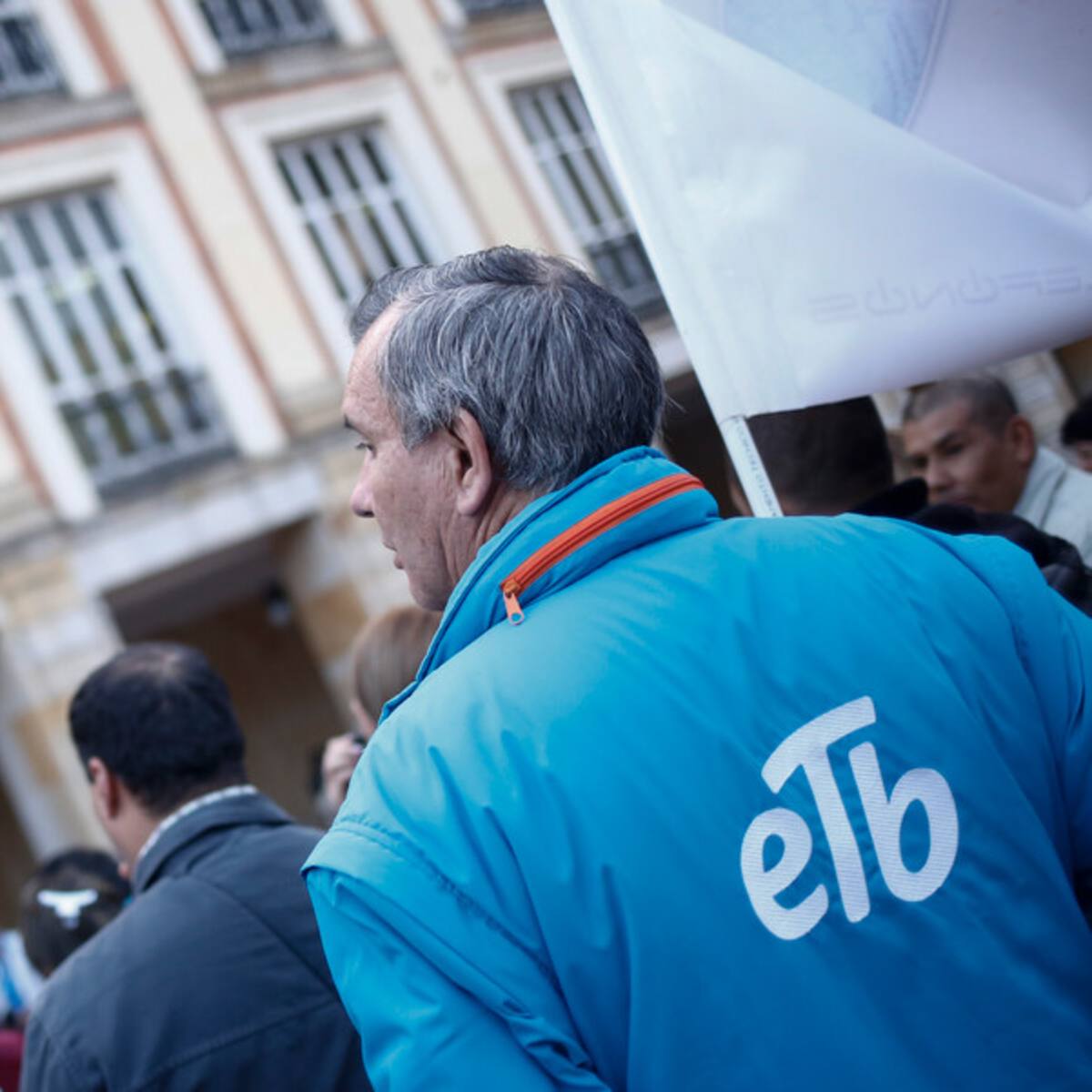 ETB reporta utilidad trimestral tras una transformación operacional