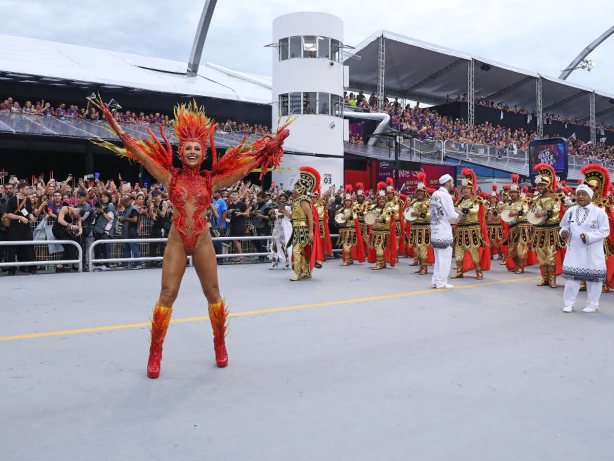 Cancelan carnaval brasileño en varias ciudades de Sao Paulo tras fuertes lluvias