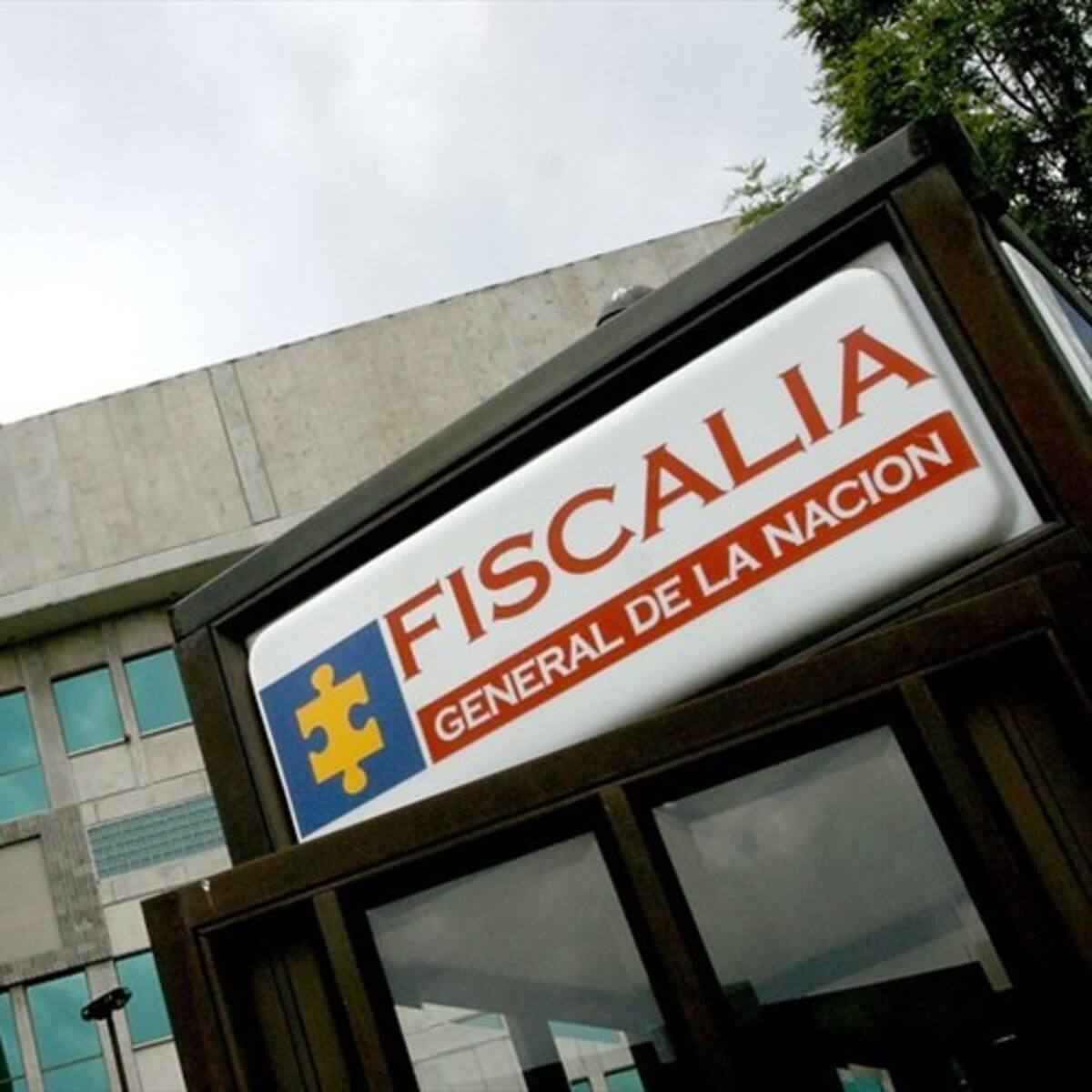 Corte falla a favor de periodista y ordena a Fiscalía entregar información sobre casos de pederastia