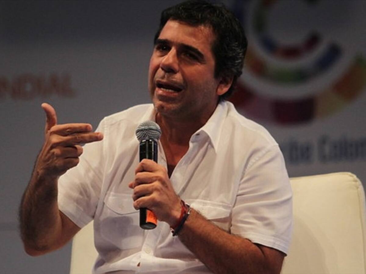 Char pide agilizar acciones para superar emergencia por hundimiento de draga