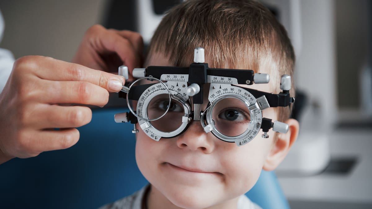 ¿Cómo saber si su hijo tiene problemas de visión? Señales de alerta y recomendaciones