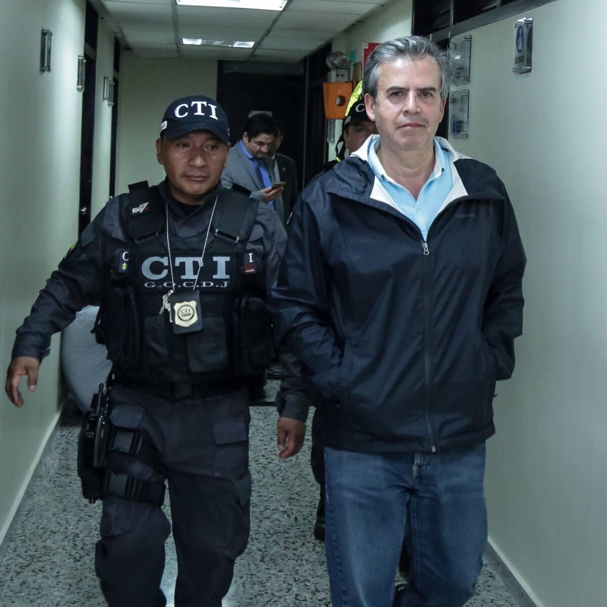 Alex Vernot denunció que Fiscalía de Martínez le pidió testificar contra Petro