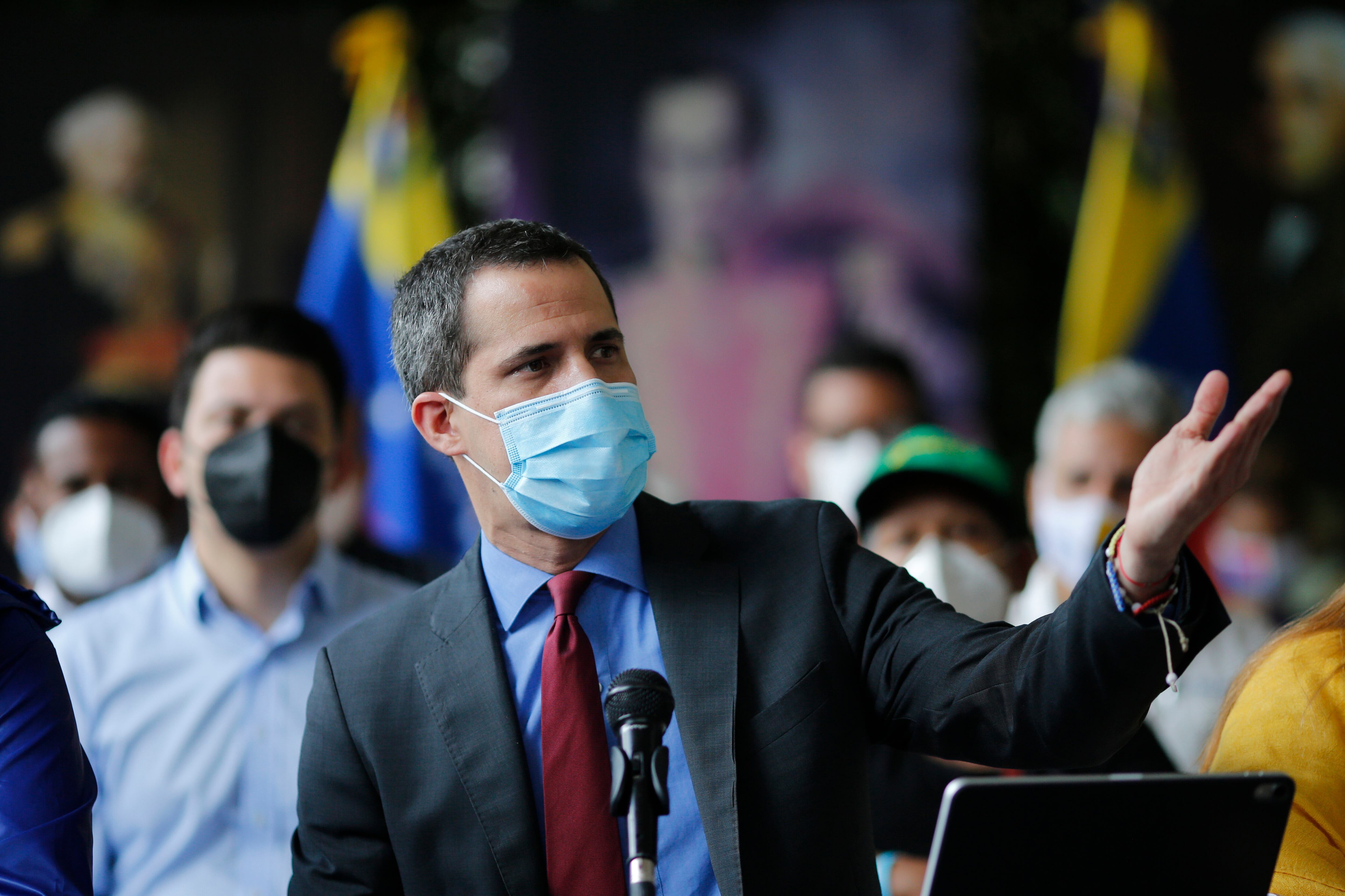 CARACAS, VENEZUELA - JUNE 30: Opposition leader Juan Guaido speaks during a press confrence at the Morichal park in Prados del Este neighborhood on June 30, 2021 in Caracas, Venezuela. Guaido convened citizens to take part in a civic mobilization on July 05. The opposition leader mentioned that there will be one regional Congress in every of the 24 states of the Country to support the 'Acuerdo de Salvación Nacional' (National Salvation Agreement) and to demand the arrival of vaccines against Covid-19 for every citizen. (Photo by Manaure Quintero/Getty Images)