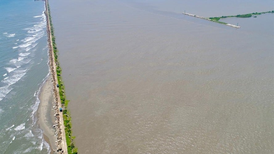 Urgencia manifiesta para contratar dragado en Canal de Acceso al Puerto de Barranquilla. Foto: Dimar