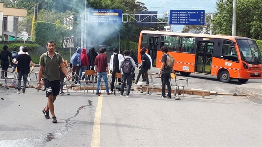Al parecer, esta manifestación es por el inconformismo frente a la calidad de la educación.. Foto: Cortesía estudiantes