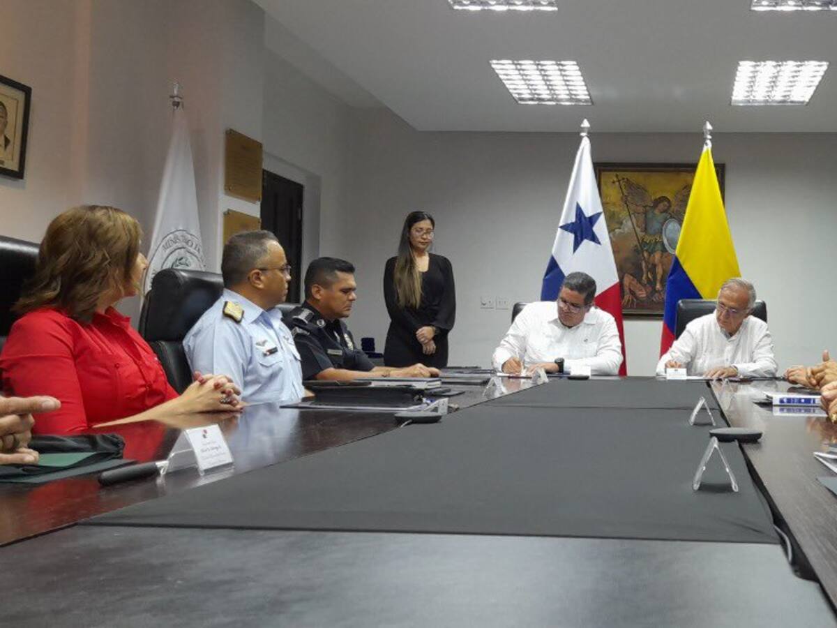 Panamá y Colombia se comprometen a reforzar lucha contra el crimen organizado