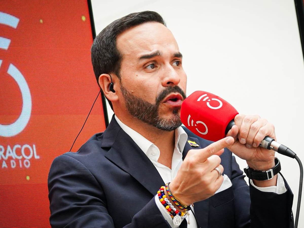 De La Espriella denunció amenazas de muerte en su contra y aseguró medidas para protegerse