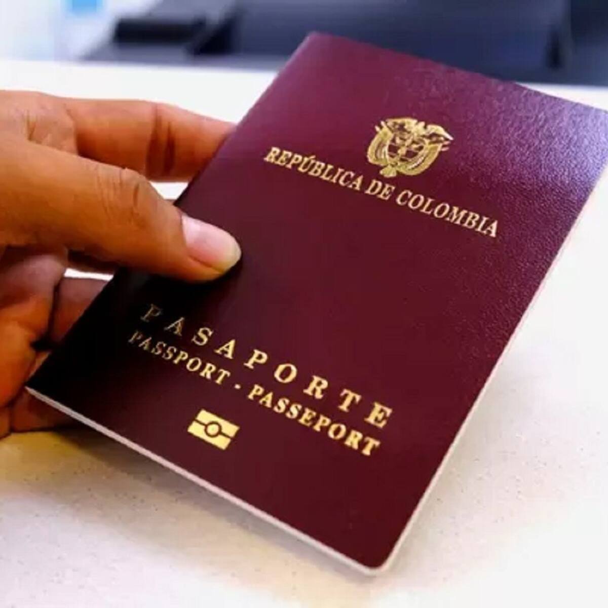 Pasaporte colombiano y la lista de países a los que puede ir solo con este documento