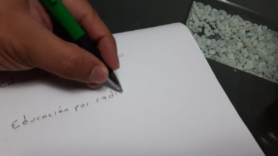 Para ayudar a los menores fue habilitada a la línea 318 2803312 que es de la dirección de apropiación de la Secretaría de las TIC y Gobierno abierto. . Foto: La W