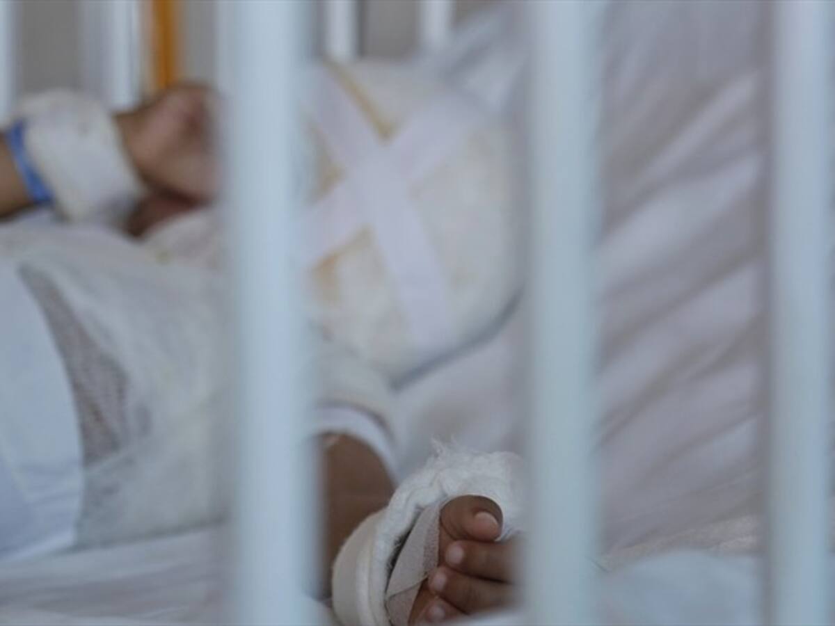 La noche de las velitas de este 2020 dejó 75 quemados por pólvora