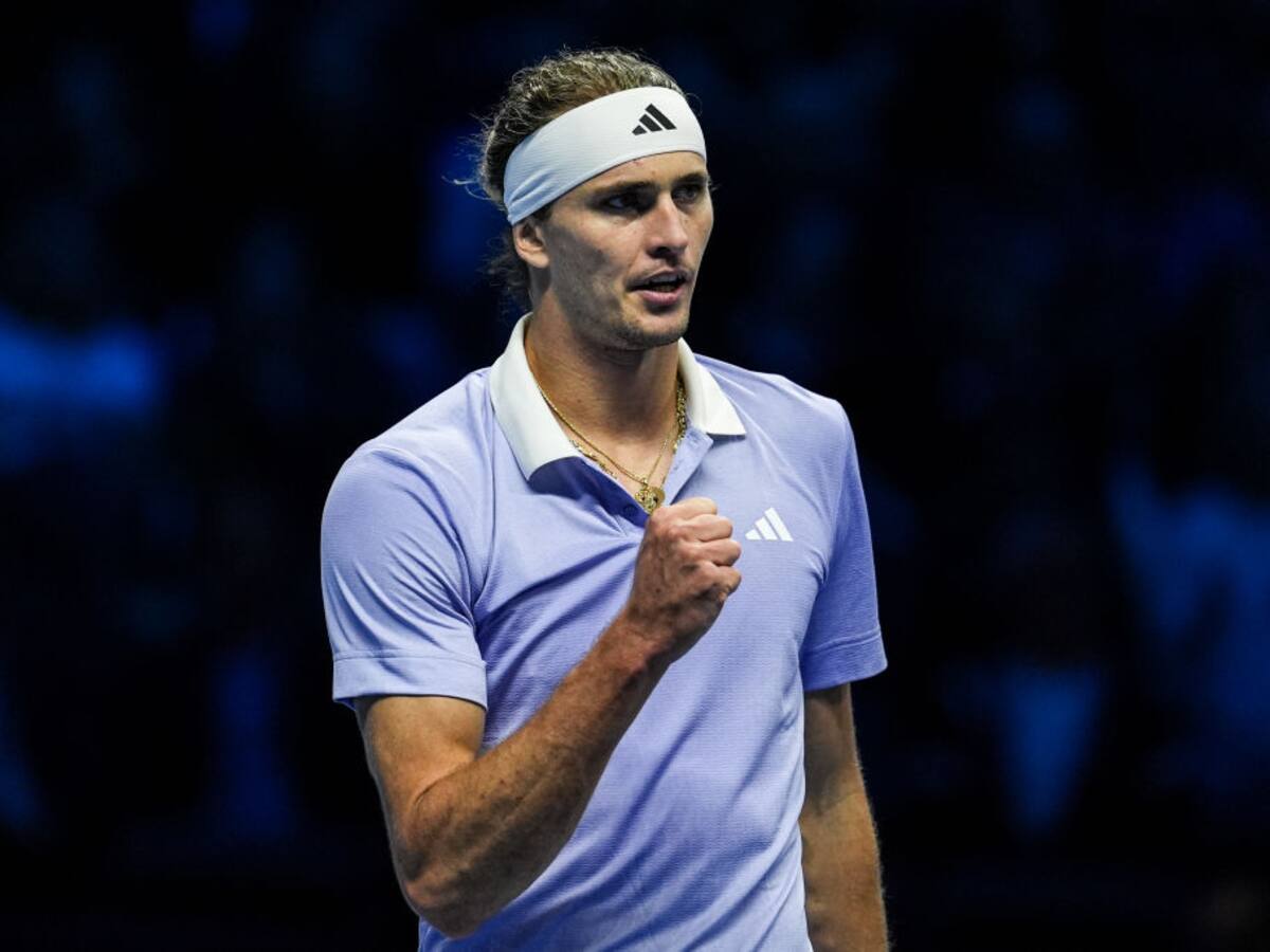 Alexander Zverev se acerca a las Finales ATP luego de superar a Andrey Rublev