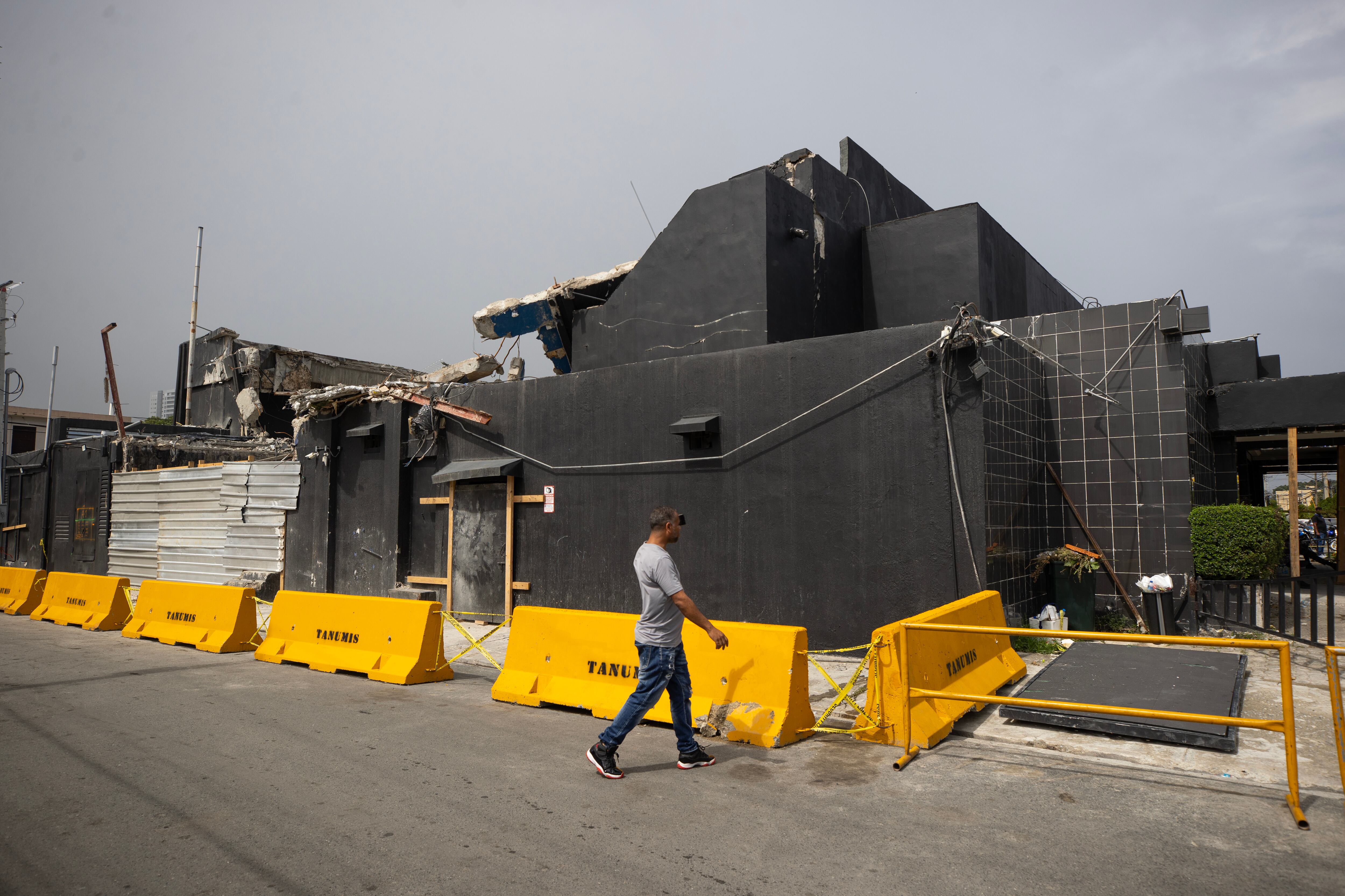 Escombros de la discoteca Jet Set en Santo Domingo (República Dominicana). FOTO: EFE/Orlando Barría
