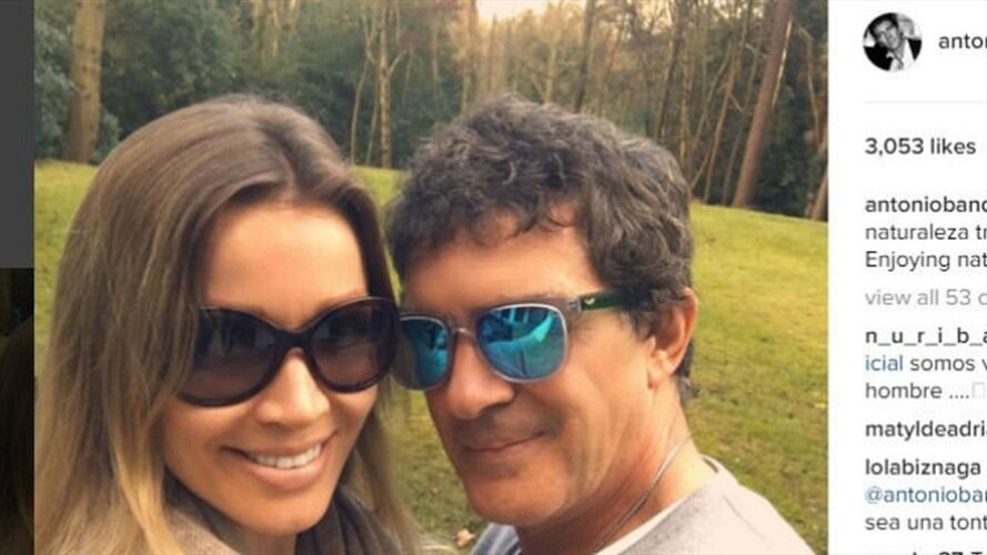 Antonio Banderas y su novia Nicole Kimpel (c) Instagram. Foto: Bang Media