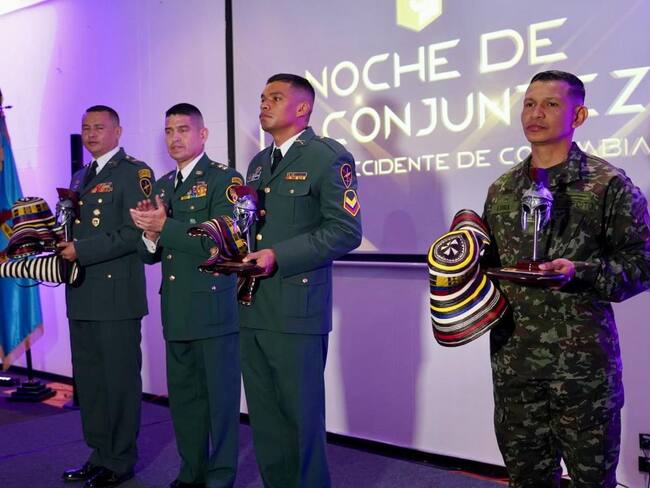 Noche de homenaje a hombres y mujeres de las Fuerzas Militares. Foto: Suministrada.