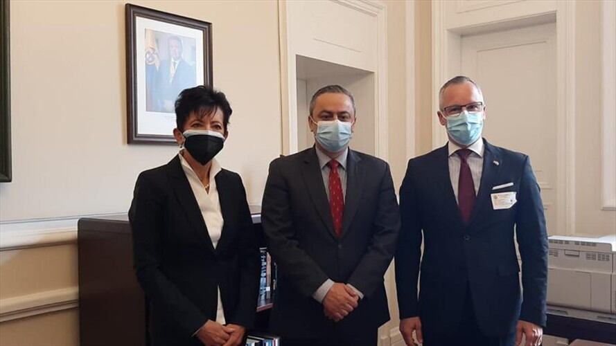 El trabajo con el gobierno suizo nos ayuda a fortalecer la paz con legalidad", dijo Restrepo. Foto: Oficina del Alto Comisionado para La Paz