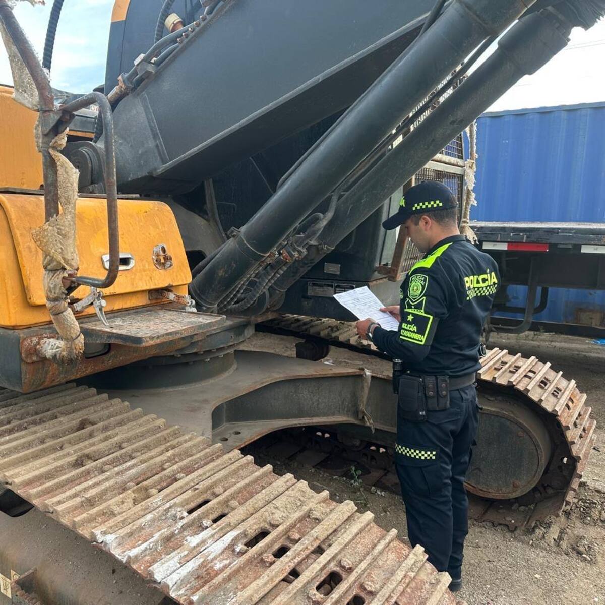 Incautada excavadora en Santa Marta por valor estimado de 500 millones