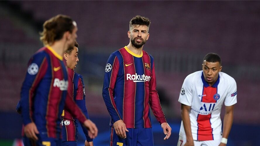 La pelea a gritos e insultos entre Piqué y Griezmann en la goleada del PSG. Foto: Alex Caparros - UEFA/UEFA via Getty Images