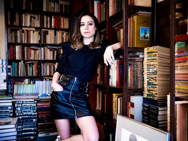 “La labor del artista es reinterpretar los mitos y volverlos contemporáneos”: Vanessa Londoño