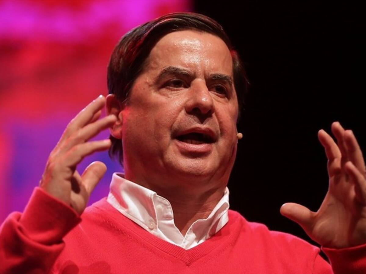 Juan Fernando Cristo renunció a su esquema de seguridad