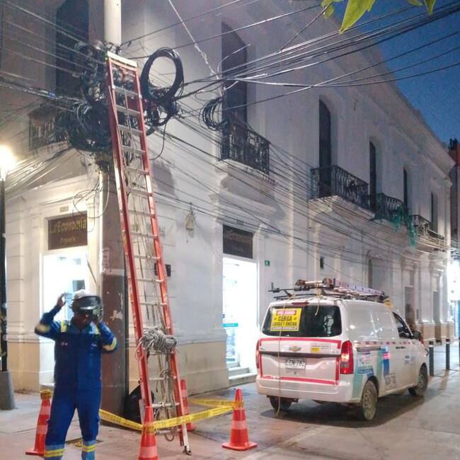 Detectan conexiones eléctricas ilegales en el centro y sector de San Andresito en Santa Marta/ Air-e