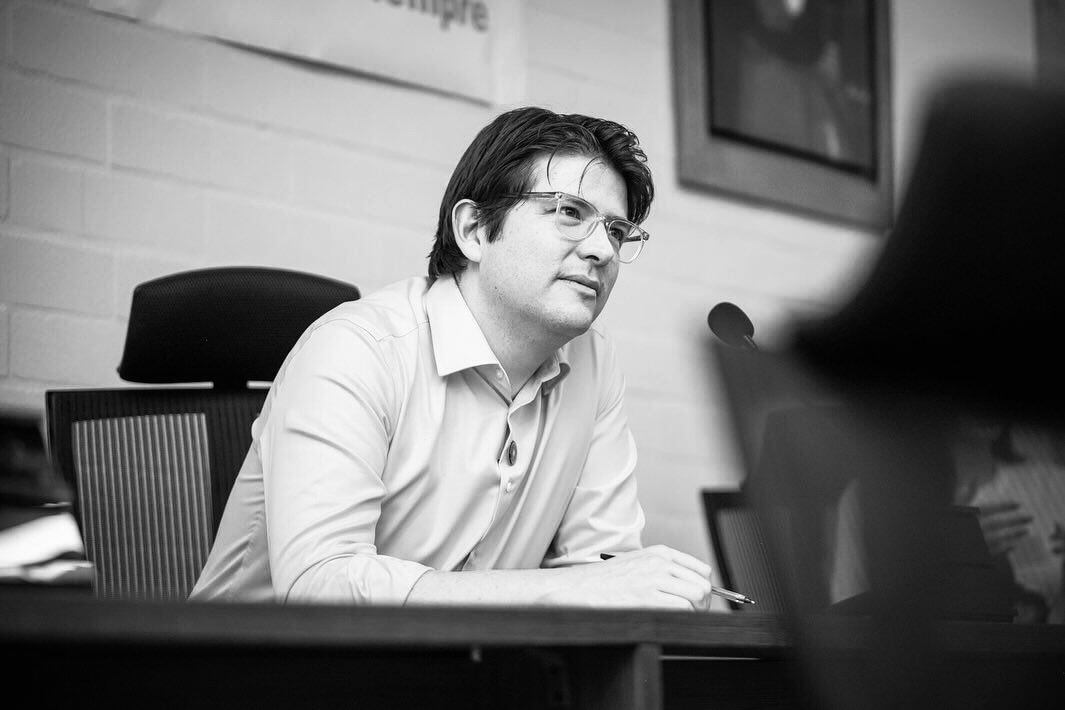 Al Oído: Adiós, Miguel Uribe, héroe nacional silenciado por violencia que Colombia no logra derrotar