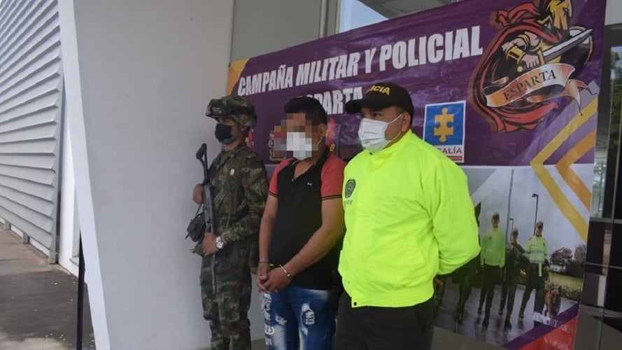 Capturado alias "Richard" señalado de llevar el armamento a los campamentos del ELN. Foto: Cortesía