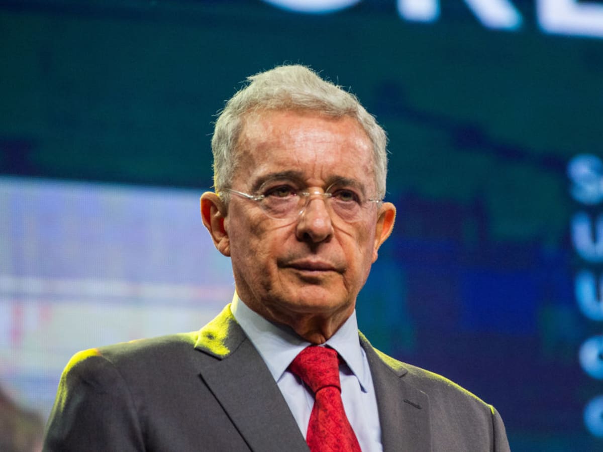 Uribe acusó a Mancuso de presunta intimidación a través de sus asesores