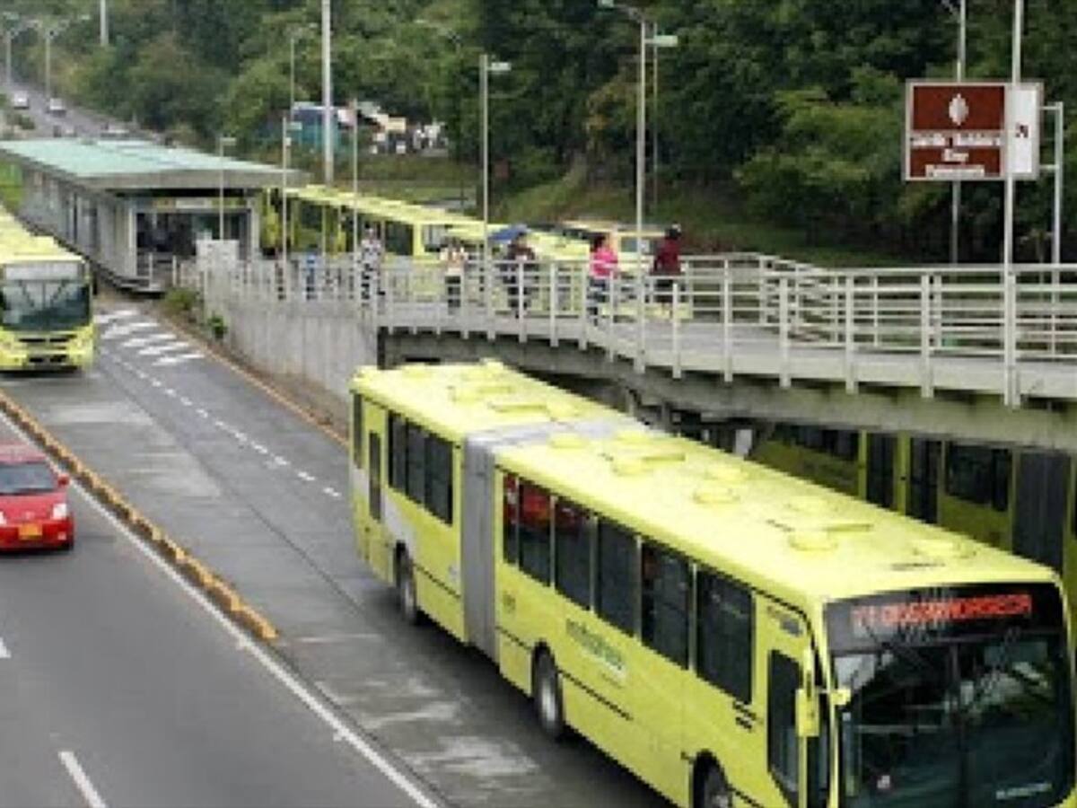Metrolínea se acogió a la ley 550 tras millonaria deuda