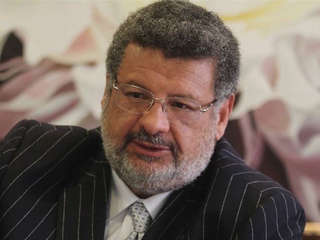 “Relojes espía fueron manipulados”: Jaime Granados sobre audiencia de Uribe