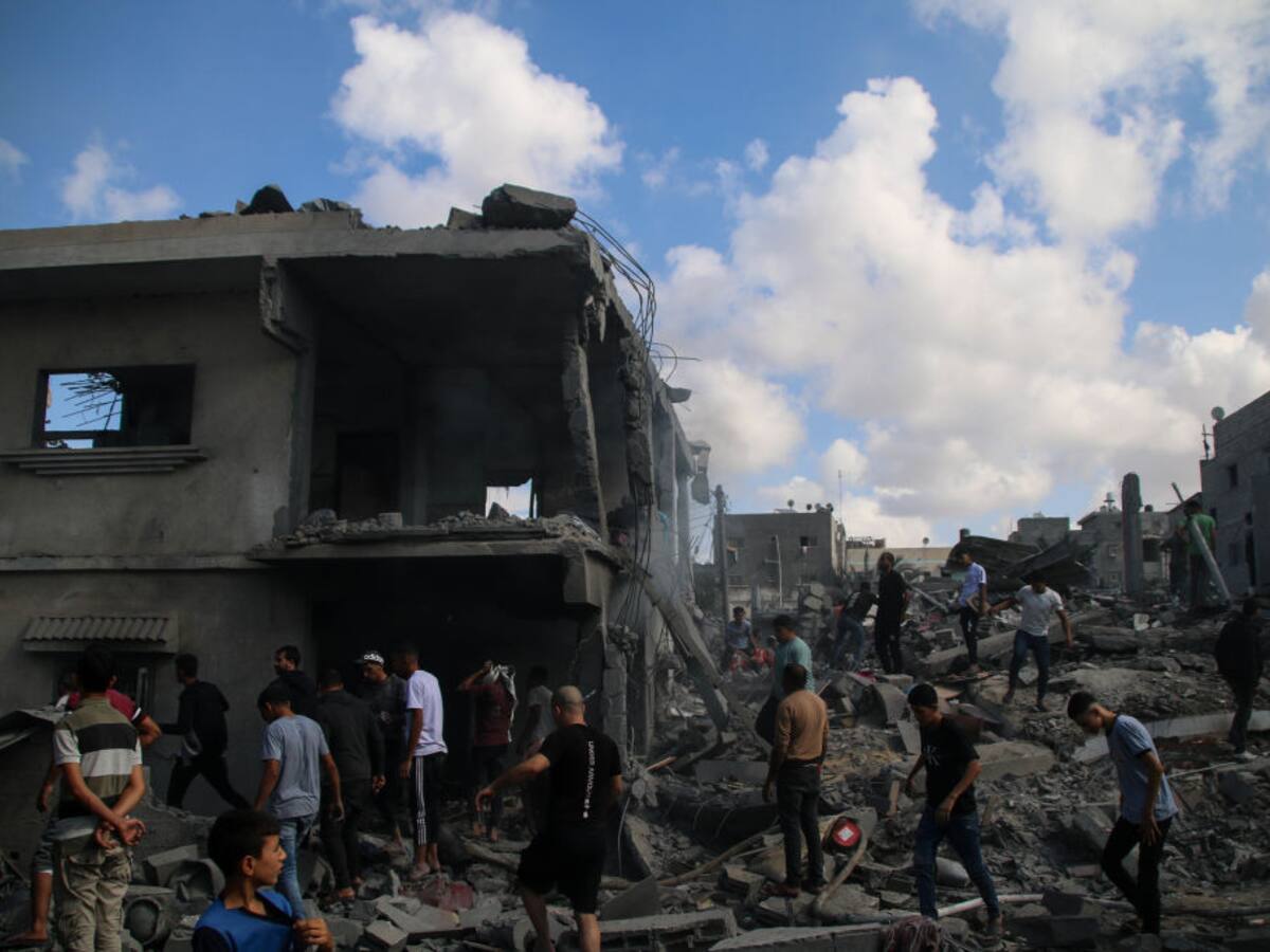 La mayoría de los gobiernos occidentales son cómplices del genocidio de Israel: periodista