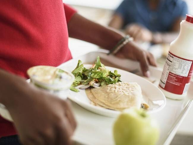 Dice la Secretaría de Educación se mantienen las reuniones con el comité del PAE, la Procuraduría y los alcaldes. Foto: Getty Images.