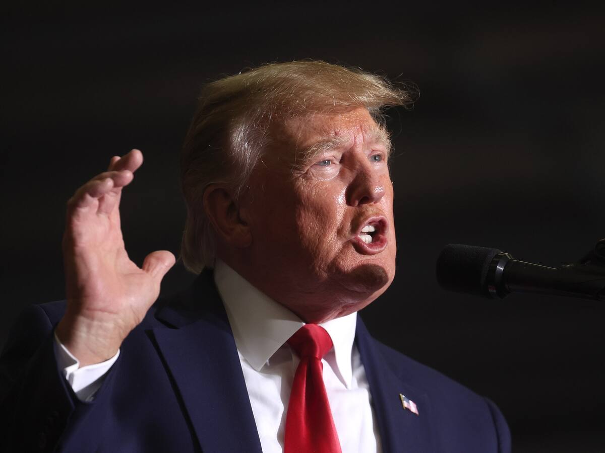 “Mi casa está siendo allanada por agentes del FBI”: Donald Trump