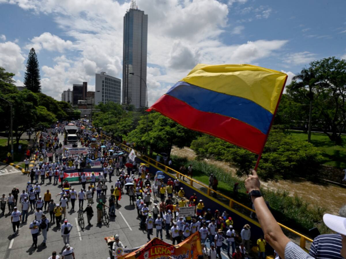 Al Oído | Con jugada de dictadura, quieren imponer consulta popular: ni les copian, por eso bloquean