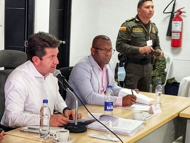 El Ministro de Defensa, Diego Molano, anunció millonarias recompensas por los cabecillas de grupos armados al margen de la ley en el Cauca. Crédito: MinDefensa. 
