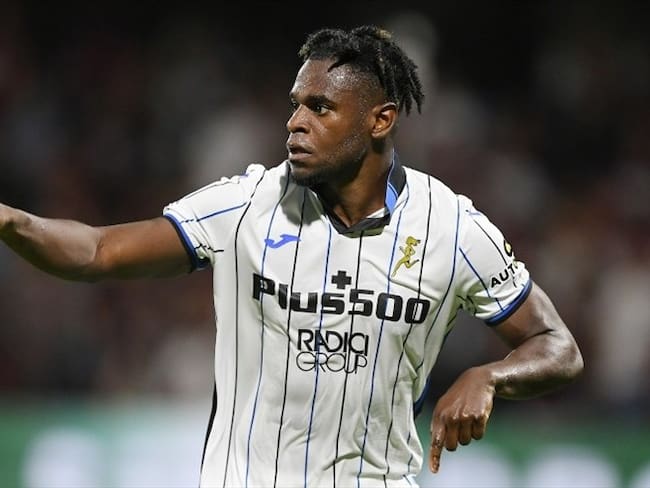 Duván Zapata con su equipo Atalanta FC en Salerno, Italia. Foto: Getty Images/Francesco Pecoraro