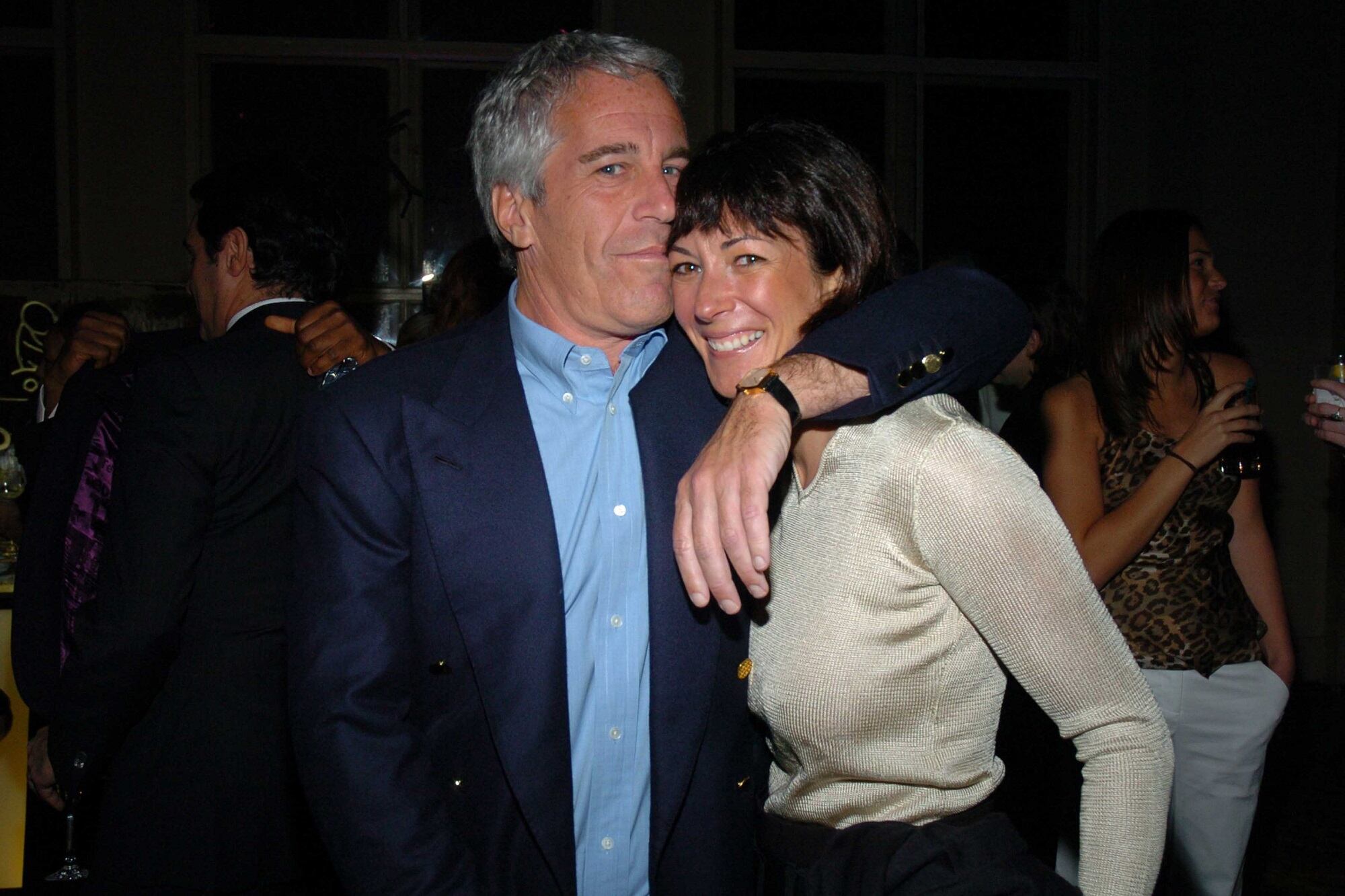 Jeffrey Epstein y Ghislaine Maxwell (Photo by Joe Schildhorn/Patrick McMullan via Getty Images)