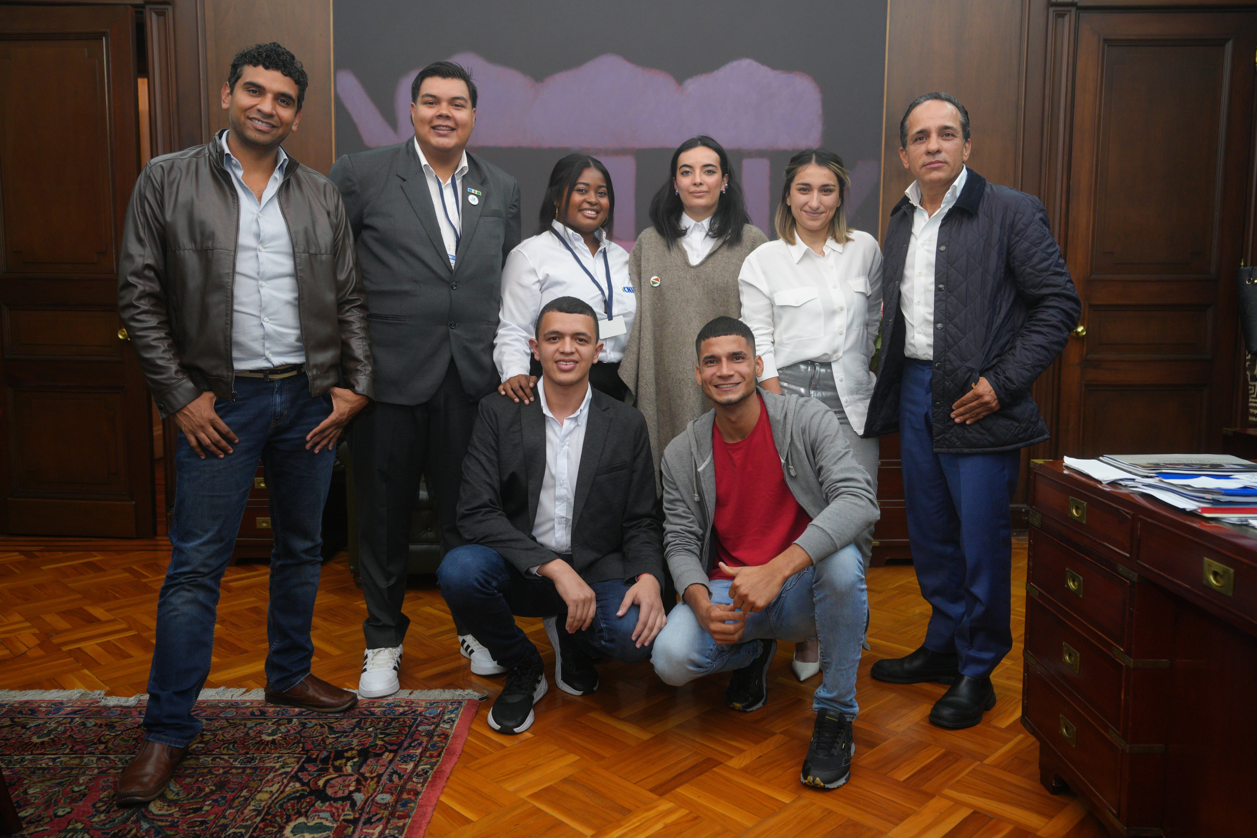 Reunión con jóvenes del Consejo de Juventudes y Plataforma Nacional de Juventudes. Foto: Presidencia