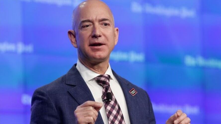 Jeff Bezos fundó Amazon en 1994 como una tienda de venta de libros online. Foto: BBC Mundo