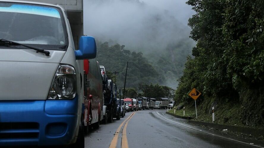 Anuncian “solución definitiva” a las reiteradas emergencias de la vía al Llano. Foto: Colprensa