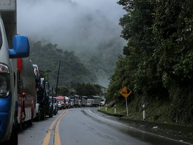 Anuncian “solución definitiva” a las reiteradas emergencias de la vía al Llano. Foto: Colprensa