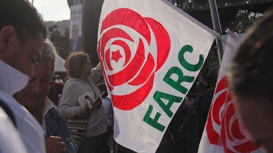 FARC entregó 1.500 dólares falsos para reparar a las víctimas, según Gobierno. Foto: Colprensa