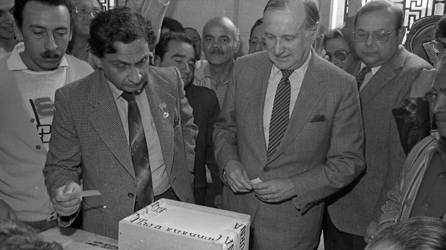 Sandra Rodríguez y María Ximena Plaza, periodistas, hablaron sobre su nuevo libro "Oscuro Abril", que habla de las polémicas elecciones del año 1970.. Foto: Colprensa