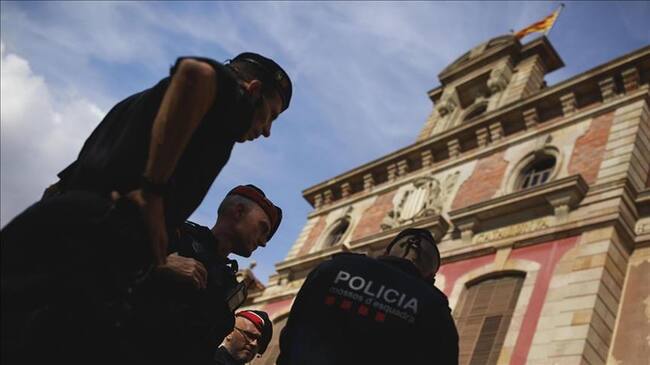 Drogas, navajazos y narcotraficantes en el corazón de Barcelona. Foto: Agencia Anadolu