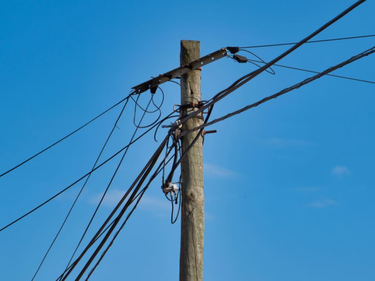 Cortes de energía y cobros excesivos: las quejas en Quibdó en los últimos 20 años