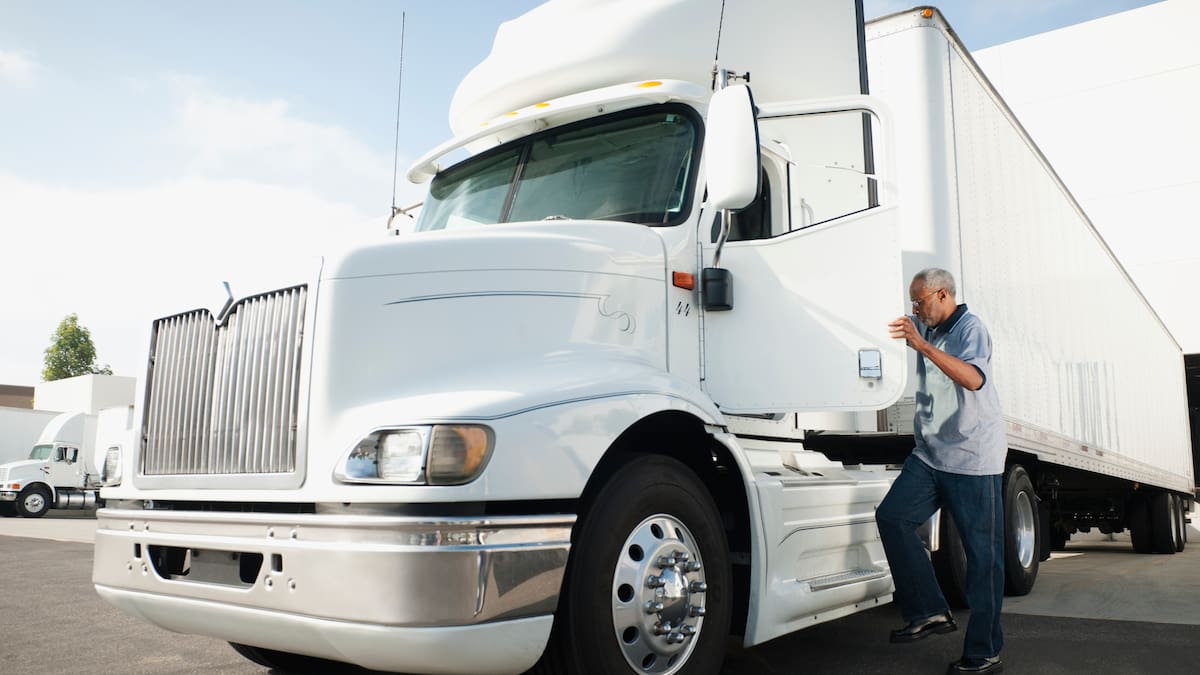 Camioneros hacen propuesta sobre artículo de la ley de financiamiento que los impacta