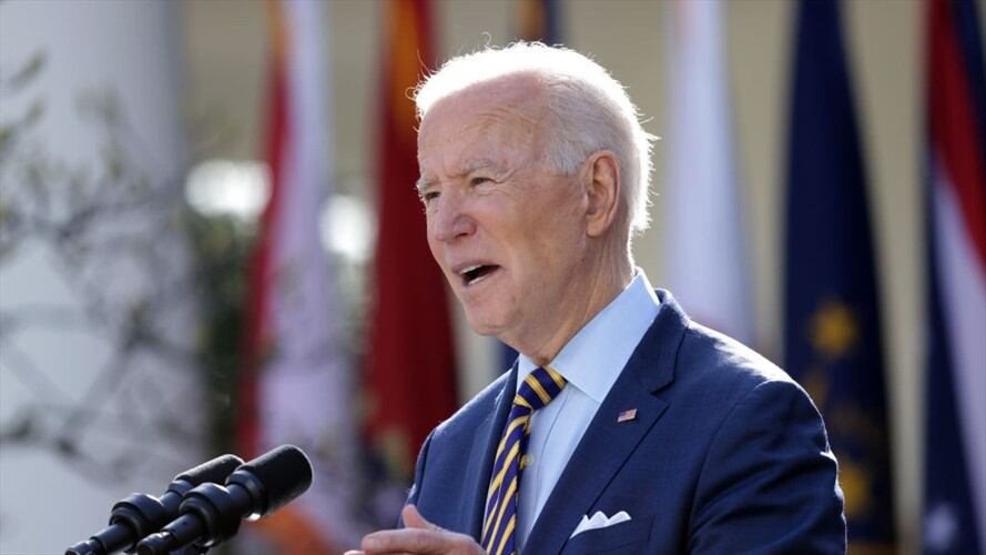 El presidente estadounidense advirtió que su par ruso "pagará las consecuencias" por presuntamente tratar de socavar su candidatura en las elecciones de 2020.. Foto: Alex Wong/Getty Images