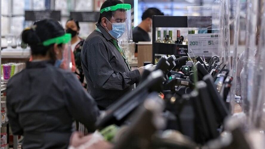 Dian entregó algunas cifras que ya deja para la economía el segundo día sin IVA en el país. Foto: Colprensa