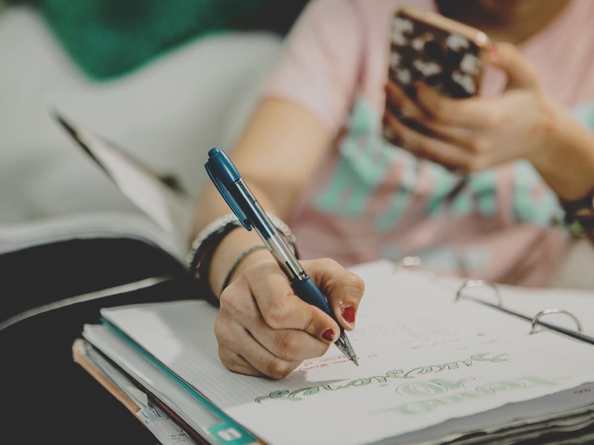 Requisitos para ser beneficiario del programa ‘Jóvenes a la U’ del Distrito